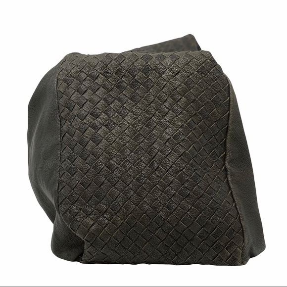 Bottega Veneta Intreciatto Knot Hobo Bag - Picture 4 of 10